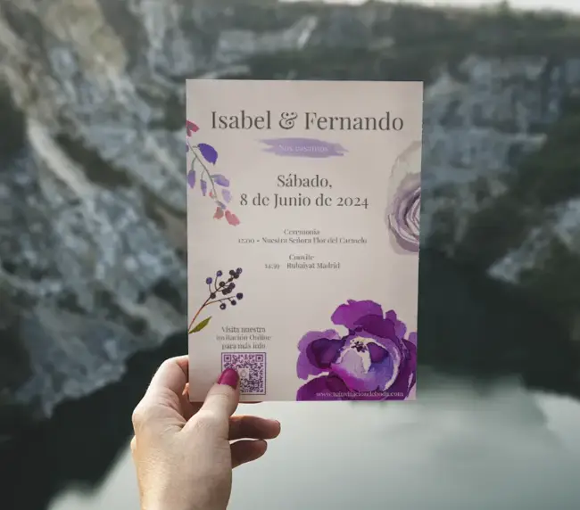Invitación en papel personalizada con QR de enlace
